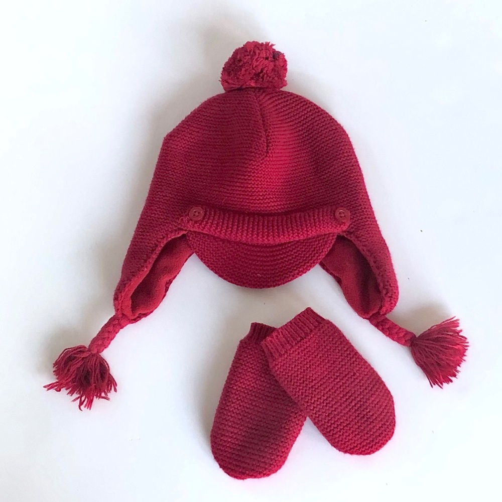 Like New Baby Gap sweater knit hat and gloves